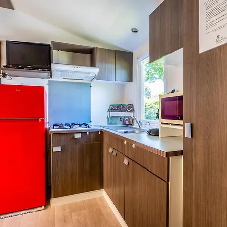 Les Bruyeres 58 - Mobil Dans Familial Piscine Chauffee - Wifi