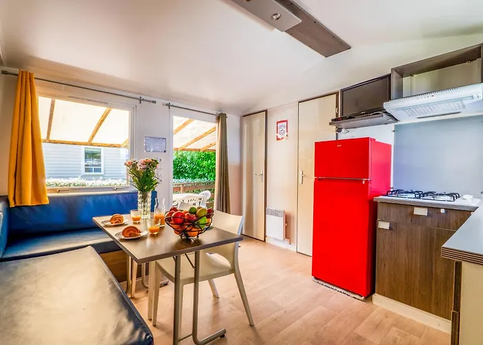 Les Bruyeres 58 - Mobil Dans Familial Piscine Chauffee - Wifi *