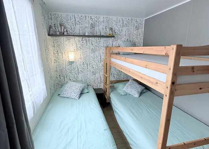 Les Bruyeres 58 - Mobil Dans Familial Piscine Chauffee - Wifi 캠프장