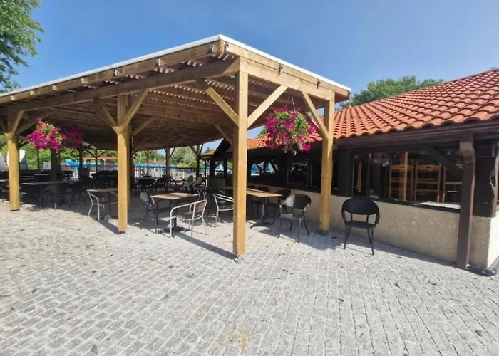 Les Bruyeres 58 - Mobil Dans Familial Piscine Chauffee - Wifi 캠프장 Sainte-Eulalie-en-Born